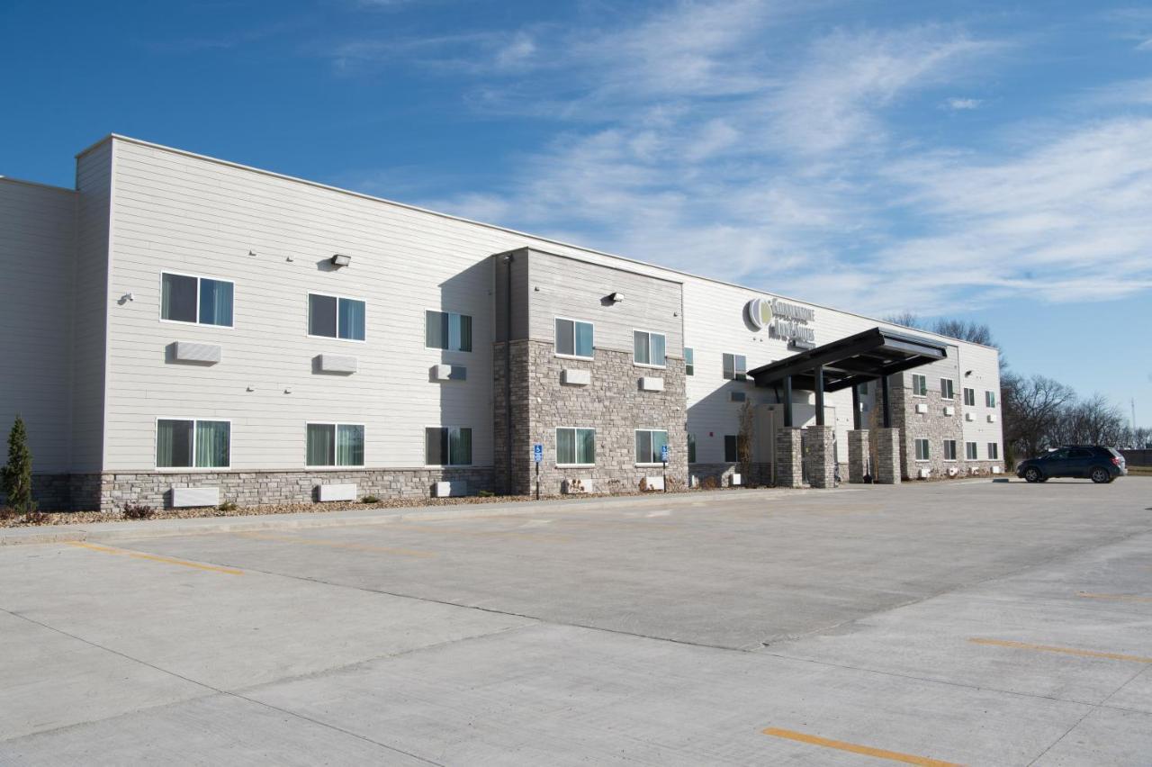 Cobblestone Inn & Suites - Forest City Exteriér fotografie